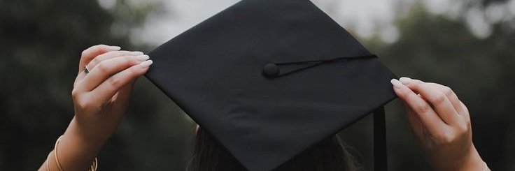 Lora Cano banner