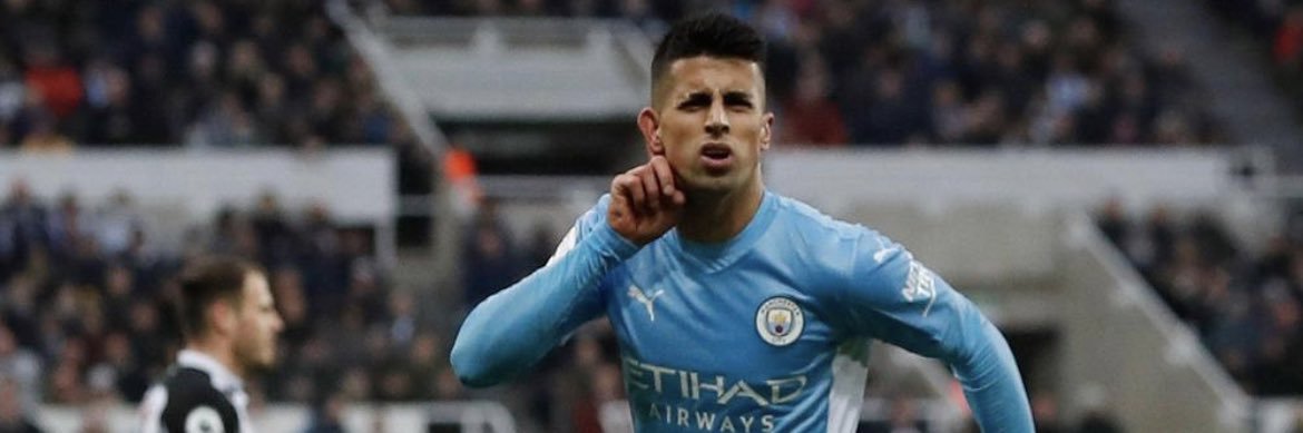 𝘊𝘩𝘢𝘳𝘭𝘪𝘦 banner