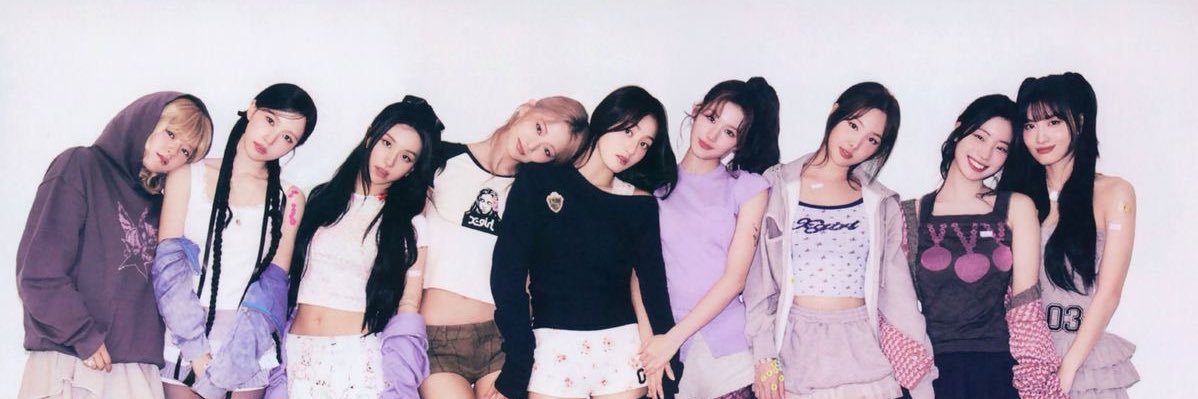 Momoverses's profile banner image