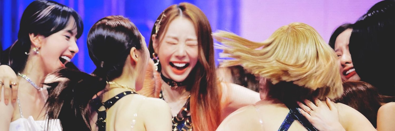 wujusing's profile banner image