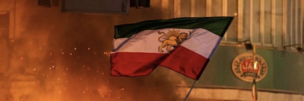 دخترک نقاش💫 banner