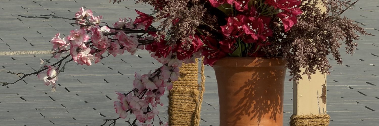 esra banner