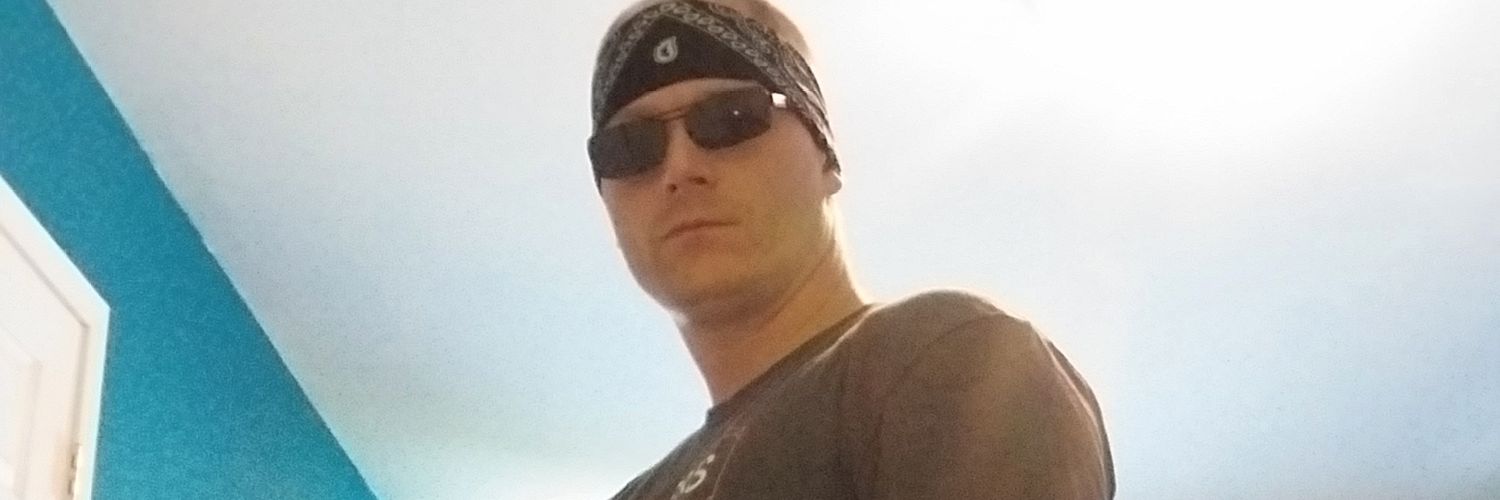 BOUTIT1983's profile banner image