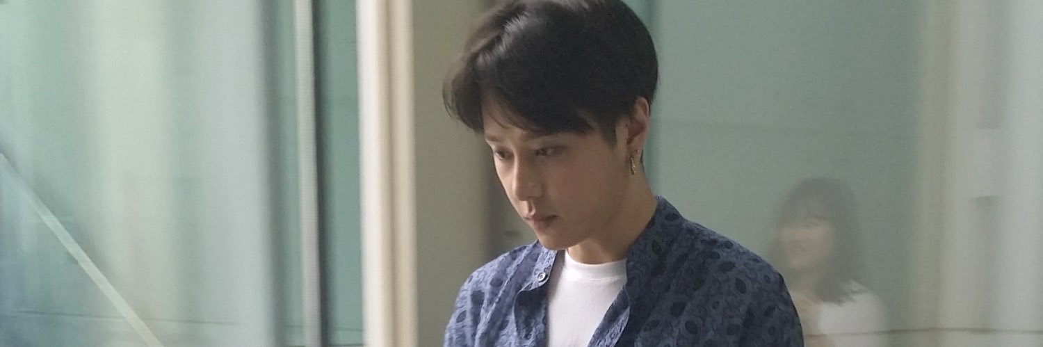 cromphj's profile banner image