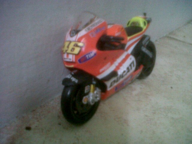 Ducati_fun's profile banner image