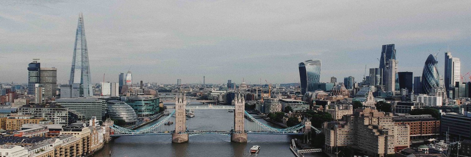 Tom Lee-Devlin banner