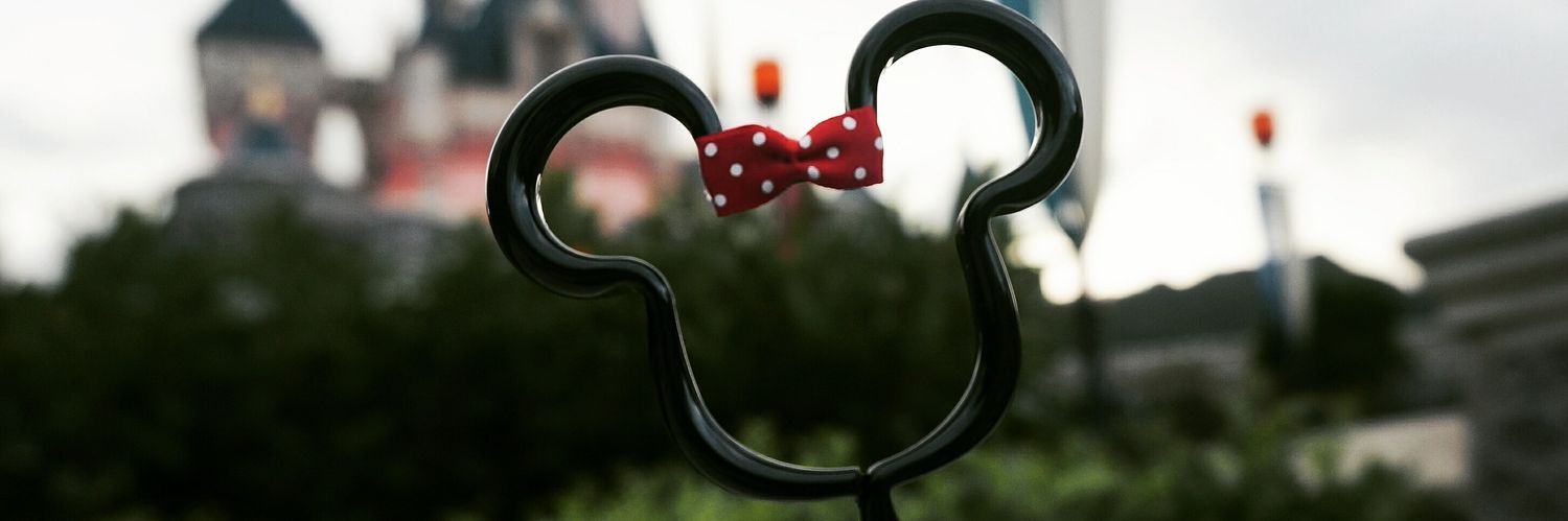 stringofpages's profile banner image
