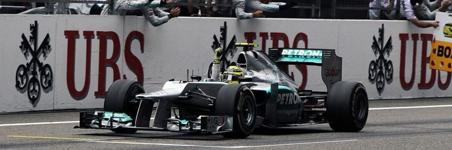 Mercedes AMG F1 TEAM banner