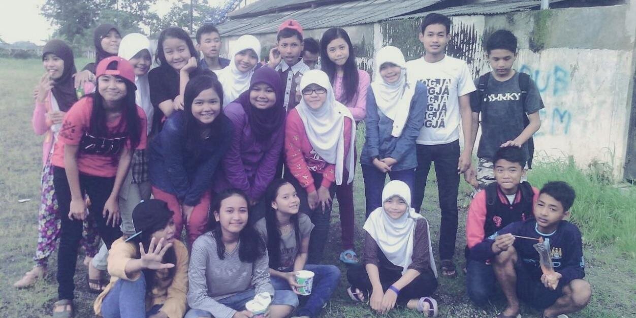 lestari_cah's profile banner image