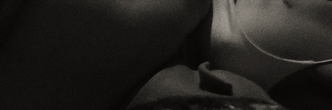 lo banner