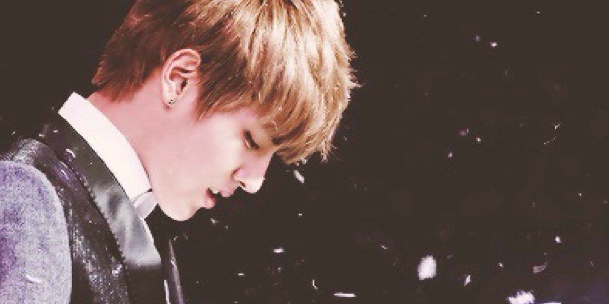 SHOESTALLY's profile banner image