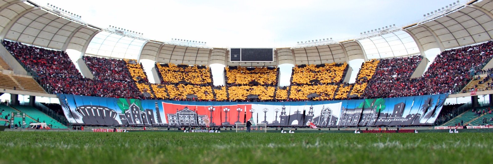 FC Bari 1908 banner