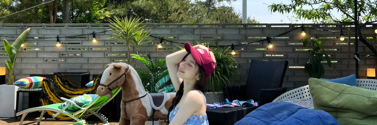 bloom2036's profile banner image