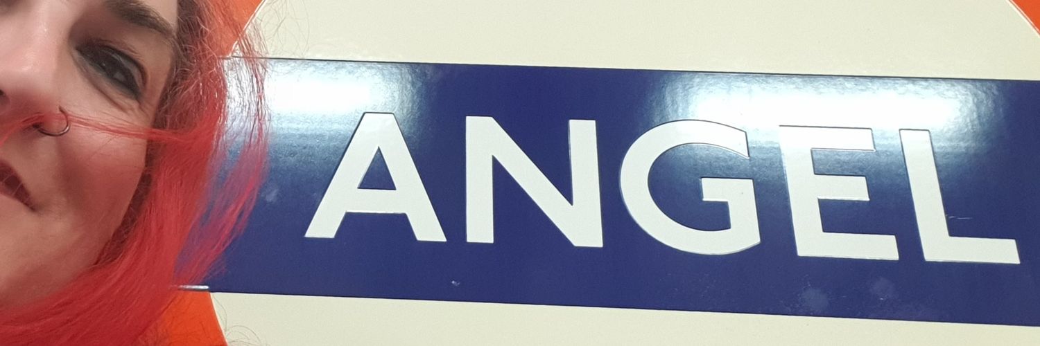 Dr Lisa Coombes 🏳️‍⚧️🏳️‍🌈 banner