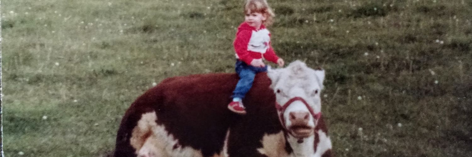 nicholedobo's profile banner image