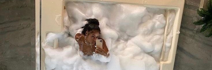 gabbypoux's profile banner image