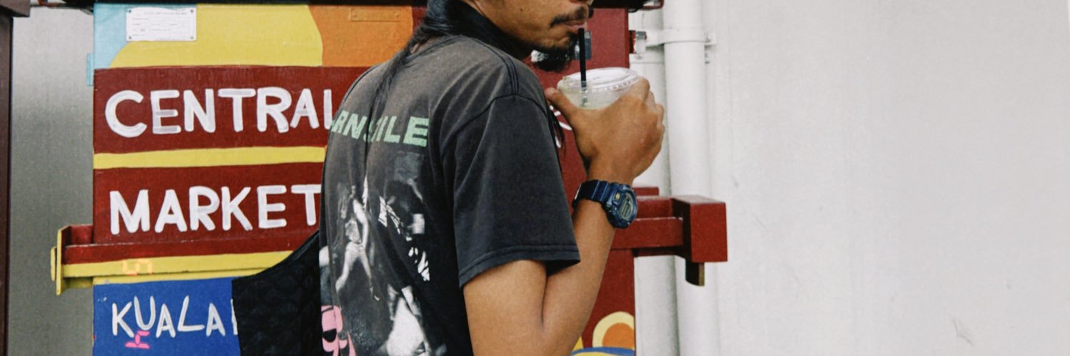 viyansz's profile banner image