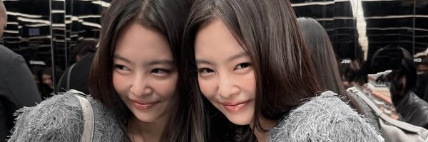 livethevault Profile Banner