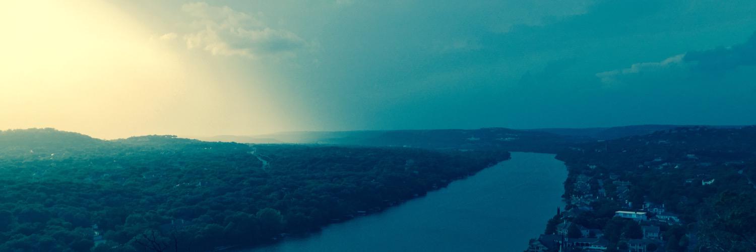 loloramz10's profile banner image