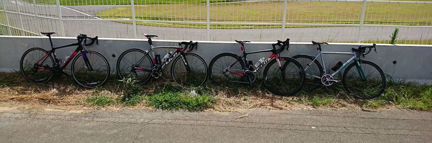 レアンドロ banner