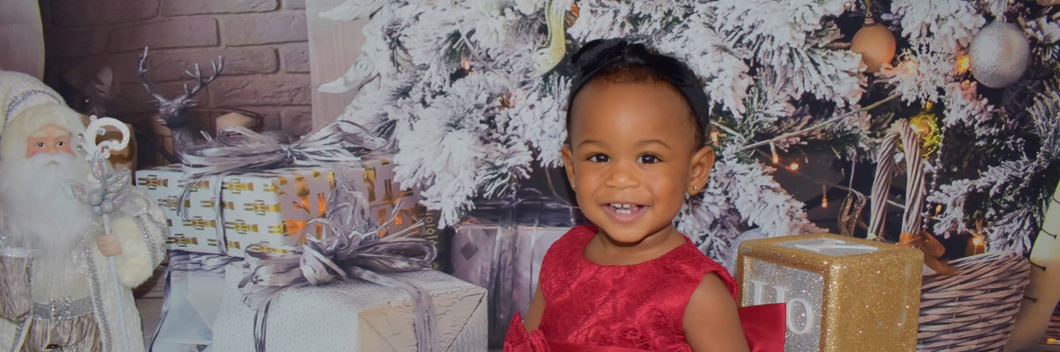 DeVonte' Fields banner