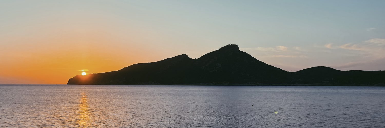 I n m a ✨ banner