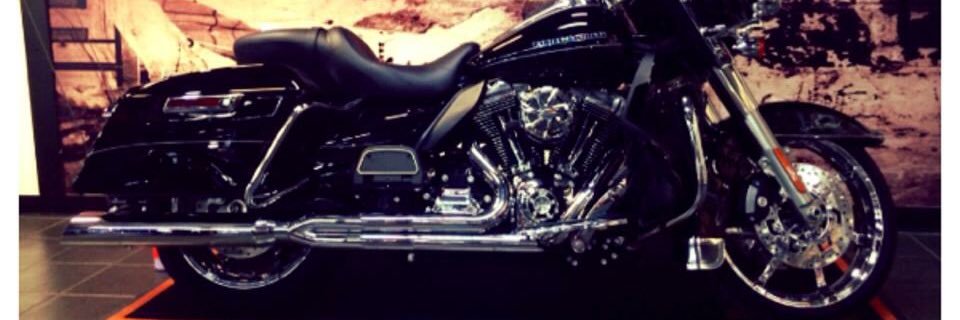DeeSooner's profile banner image
