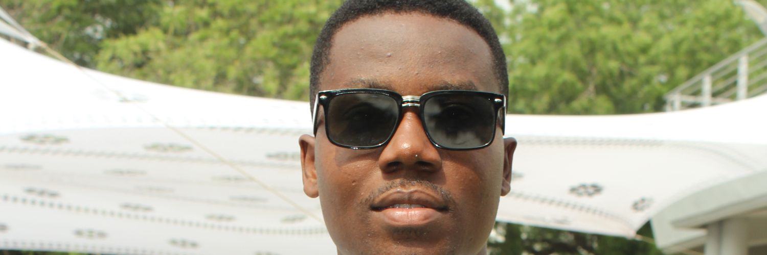 iamyoungkesh's profile banner image
