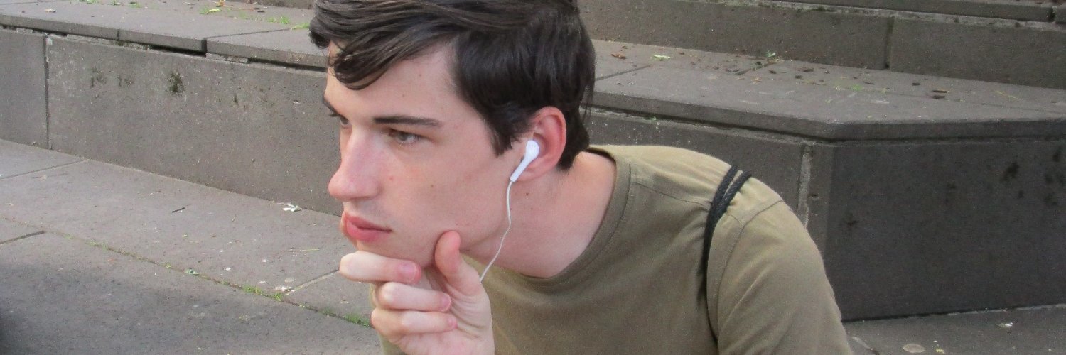eduliteral's profile banner image