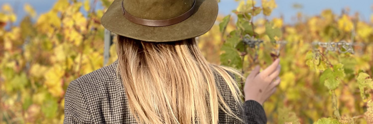 carolineepprn's profile banner image