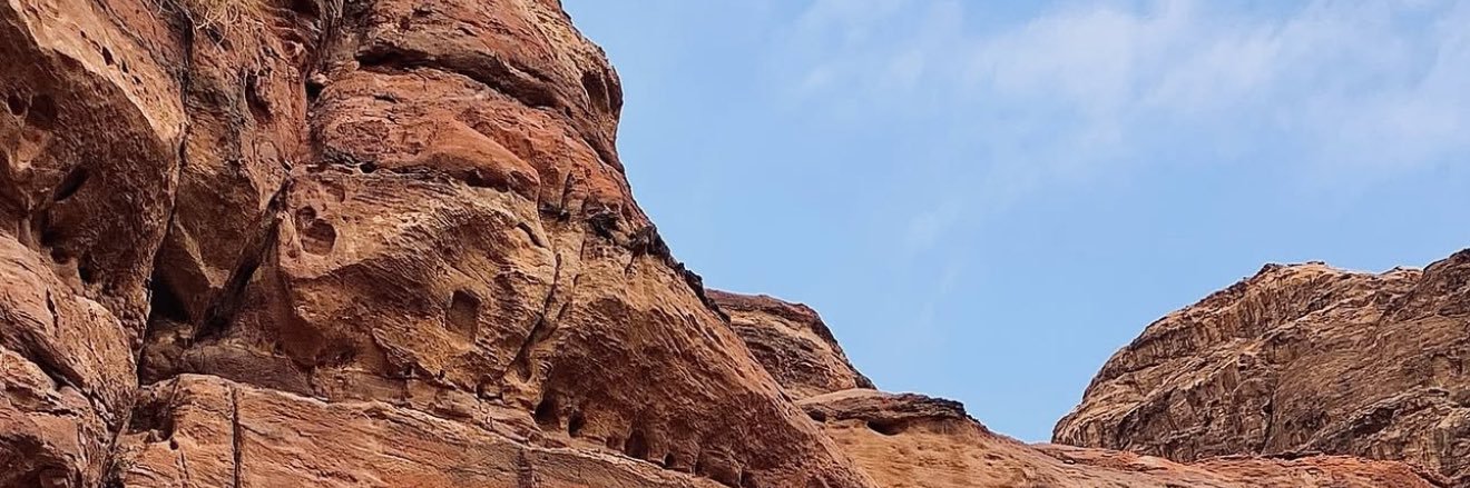 AkFarida's profile banner image