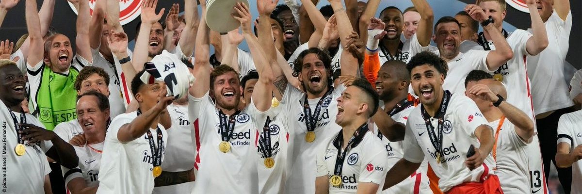elfodbold's profile banner image