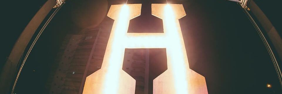 Houseando's profile banner image