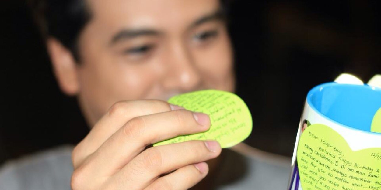 John Lloyd Cruz banner