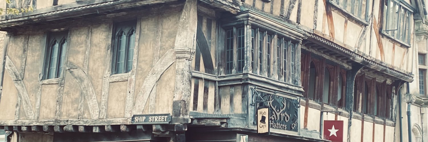 Raul Intriago banner