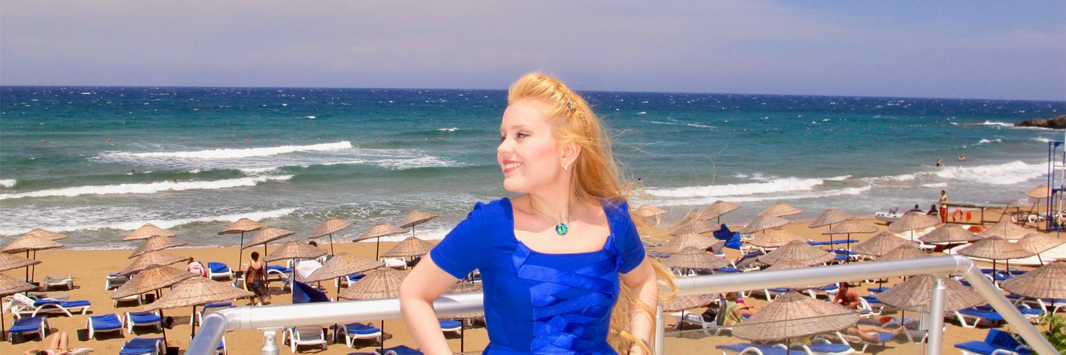_agluna's profile banner image