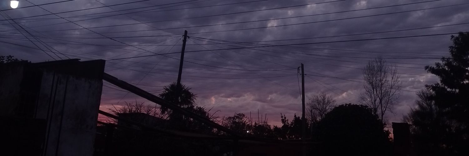 Valenjaiimee's profile banner image