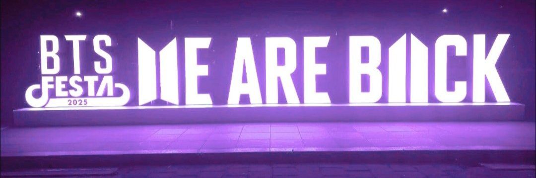 𝓺𝓾𝓮𝓮𝓷𝔃𝔂 ᵗʰᵛ ⟭⟬E ARE B⟬⟭CK 𝄞ʲʲᵏ𐤀 banner