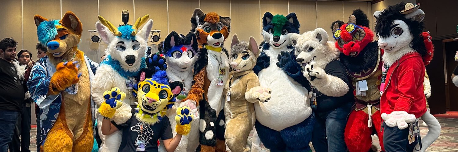 ✨🐾Pawiepaws fursuits ✨'s banner
