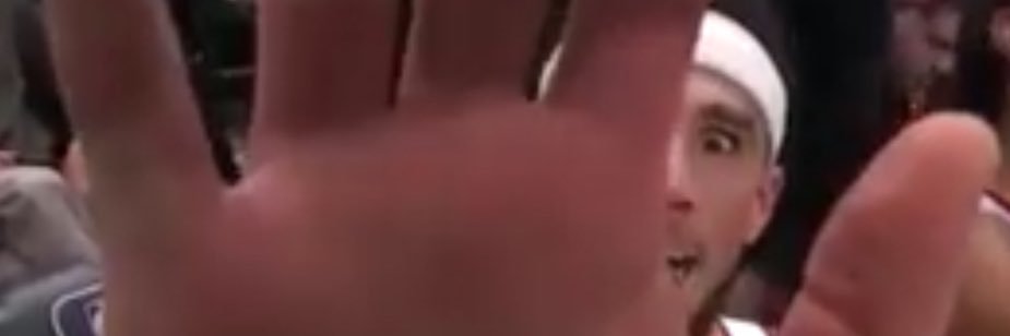 HiZi_19's profile banner image