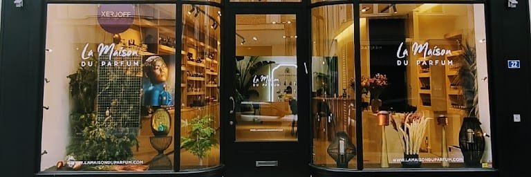 LMdParfum's profile banner image