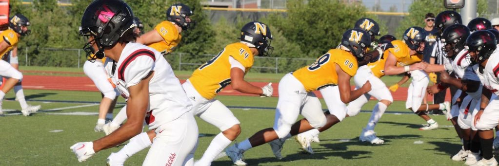 Derrick Davis banner