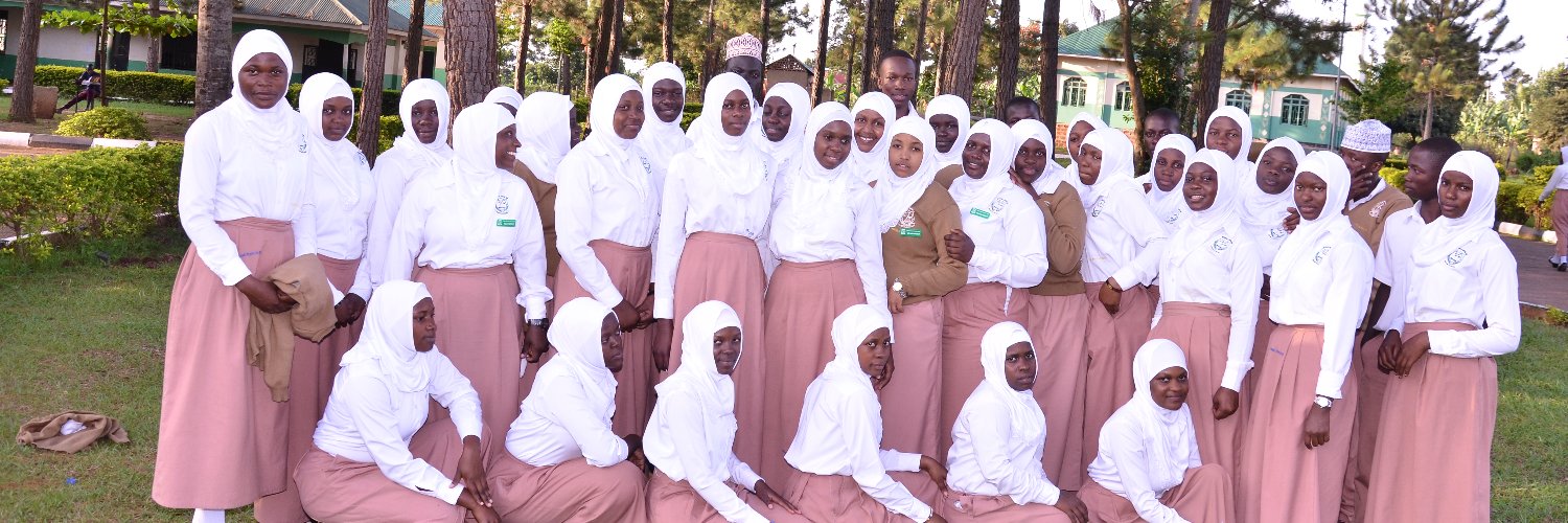 BusiikaMuslimSecondarySchool banner