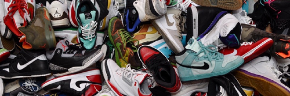 Rob UnderNikes banner