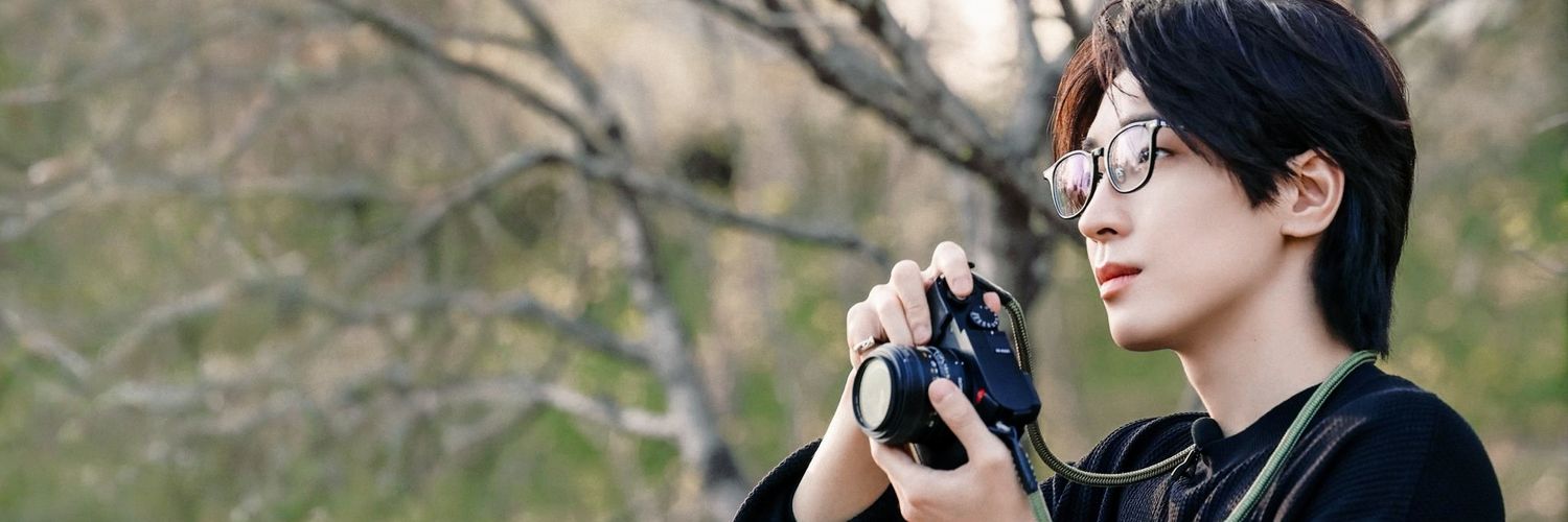 🩷 far 💙 banner