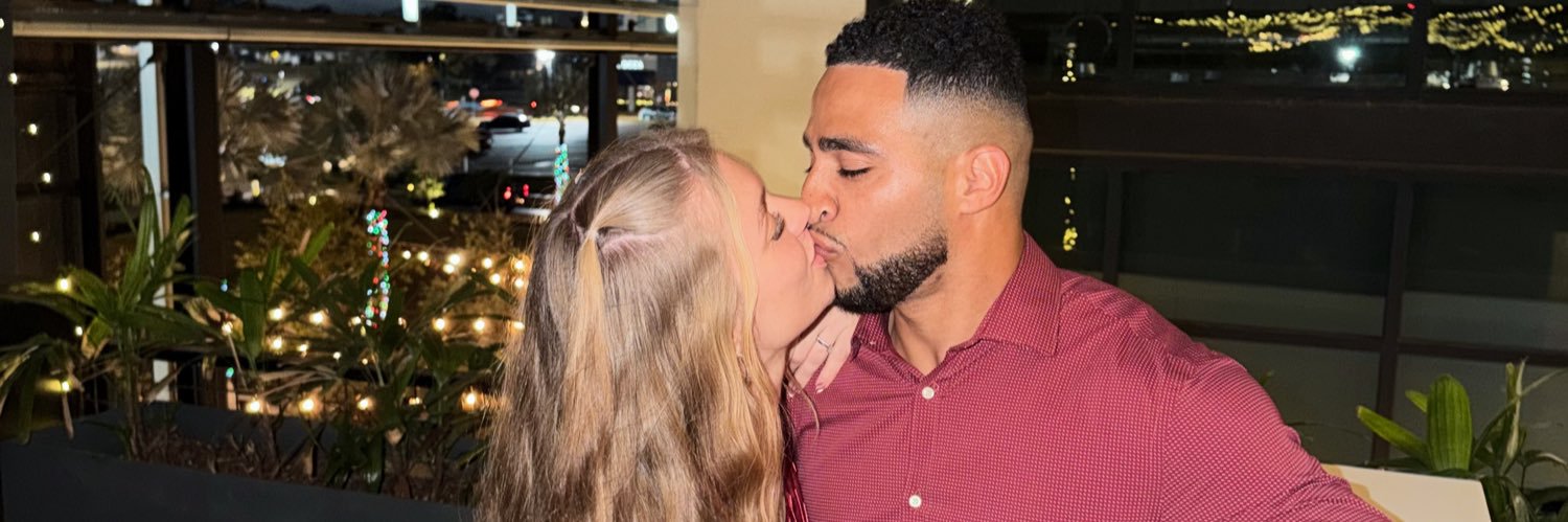 JadeMikelll's profile banner image