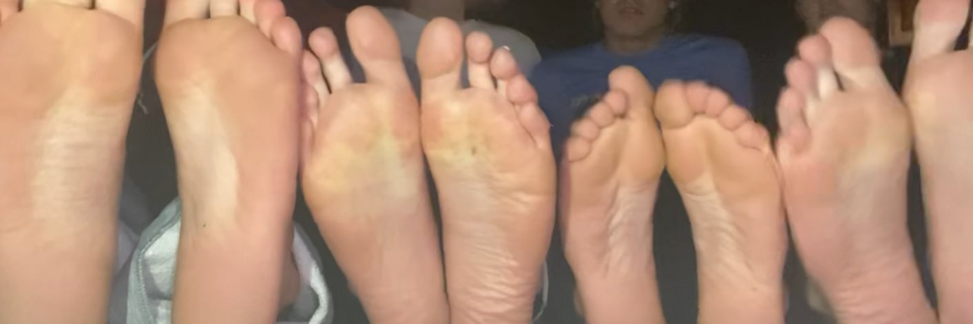 MaleFeet0102's profile banner image