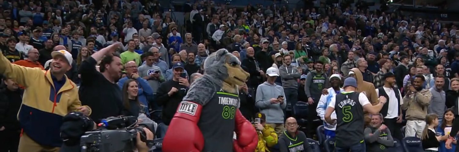 Crunch Wears No Pants - A Wolves Pod's banner