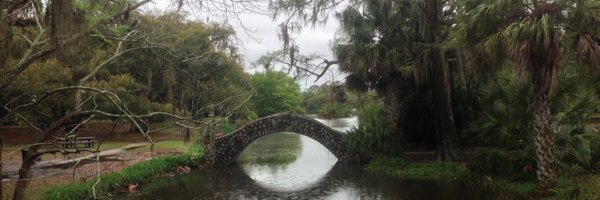 bintalshamsa Profile Banner