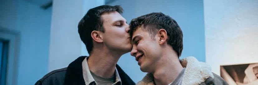 molly ⭐️🪽🎵 banner